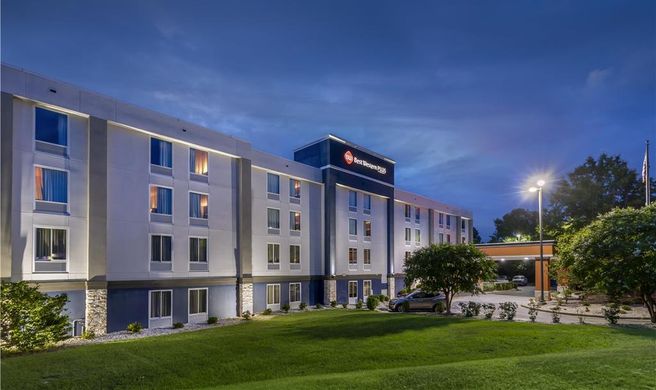 Best Western Plus Lexigton Inn Exterior
