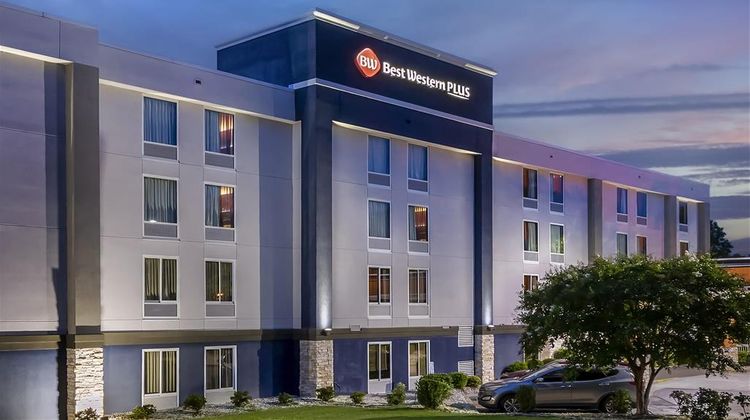 Best Western Plus Lexigton Inn Exterior