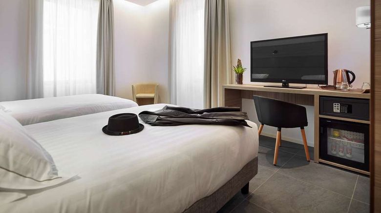 <b>Hotel Touring Room</b>. Images powered by <a href="https://iceportal.shijigroup.com/" title="IcePortal" target="_blank">IcePortal</a>.