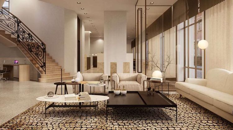 Hotel Touring Lobby