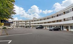 Coast Penticton Hotel
