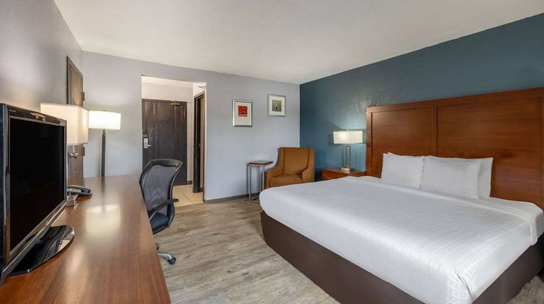<b>Travelodge by Wyndham Brooklyn Center Room</b>. Images powered by <a href="https://iceportal.shijigroup.com/" title="IcePortal" target="_blank">IcePortal</a>.