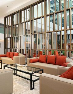 Grand Cosmopolitan Hotel