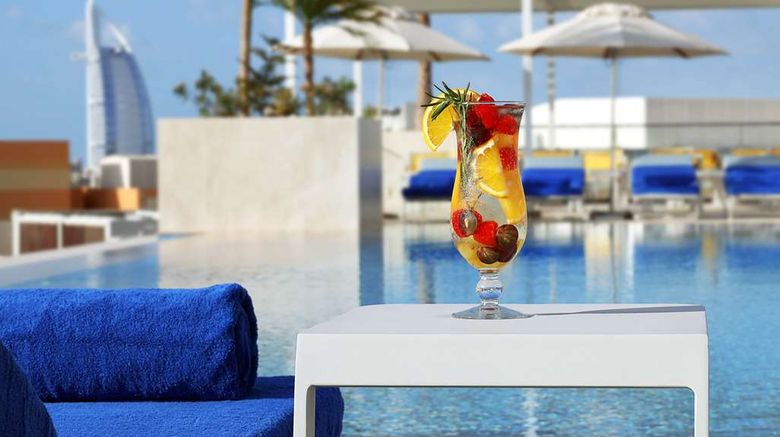 <b>Grand Cosmopolitan Hotel Pool</b>. Images powered by <a href="https://iceportal.shijigroup.com/" title="IcePortal" target="_blank">IcePortal</a>.