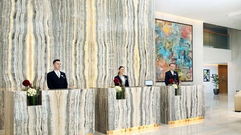 <b>Grand Cosmopolitan Hotel Lobby</b>. Images powered by <a href="https://iceportal.shijigroup.com/" title="IcePortal" target="_blank">IcePortal</a>.