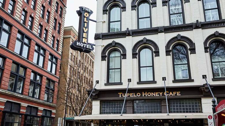 <b>The Oliver Hotel Exterior</b>. Images powered by <a href="https://iceportal.shijigroup.com/" title="IcePortal" target="_blank">IcePortal</a>.