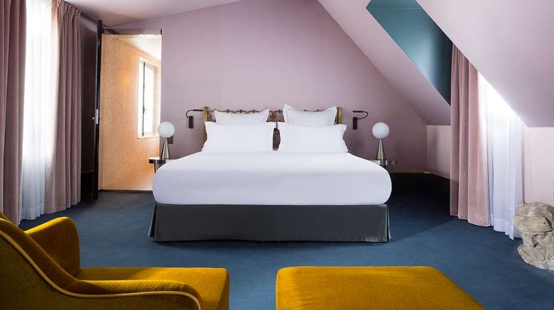 <b>Hotel Saint-Marc Suite</b>. Images powered by <a href="https://iceportal.shijigroup.com/" title="IcePortal" target="_blank">IcePortal</a>.
