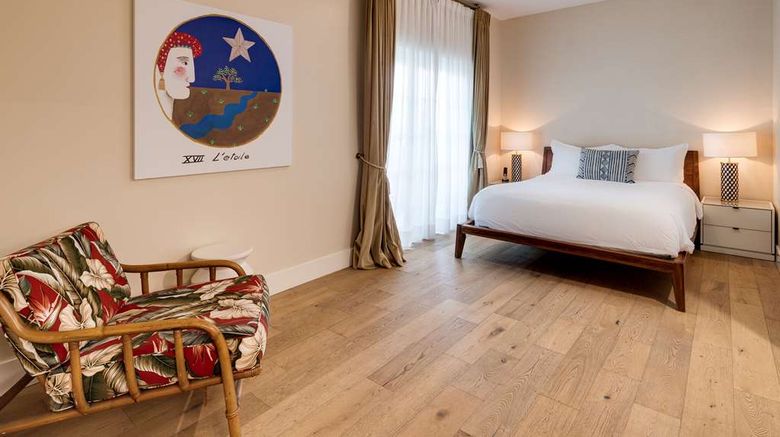 <b>The Savoy South Beach Room</b>. Images powered by <a href="https://iceportal.shijigroup.com/" title="IcePortal" target="_blank">IcePortal</a>.