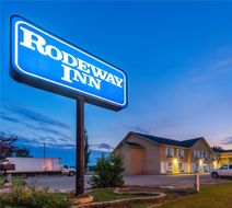 Rodeway Inn Exterior