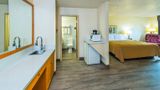 <b>Rodeway Inn Suite</b>. Images powered by <a href="https://iceportal.shijigroup.com/" title="IcePortal" target="_blank">IcePortal</a>.