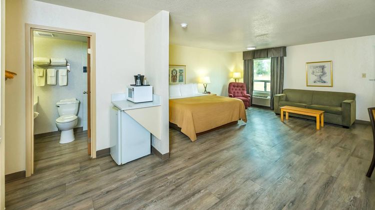 Rodeway Inn Suite