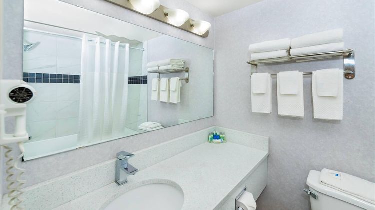 Rodeway Inn Room