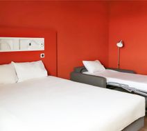 Ibis Budget Beauvais Aerport Room
