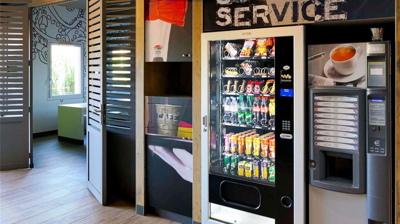 <b>Ibis Budget Beauvais Aerport Exterior</b>. Images powered by <a href="https://iceportal.shijigroup.com/" title="IcePortal" target="_blank">IcePortal</a>.
