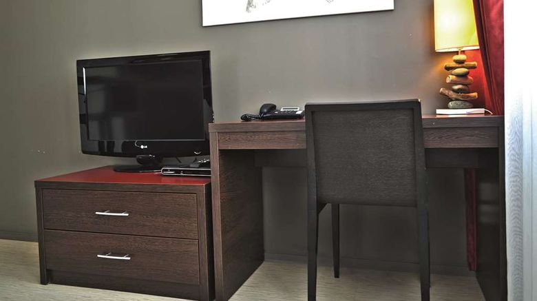 <b>ResidHotel Lille Vauban Room</b>. Images powered by <a href="https://iceportal.shijigroup.com/" title="IcePortal" target="_blank">IcePortal</a>.