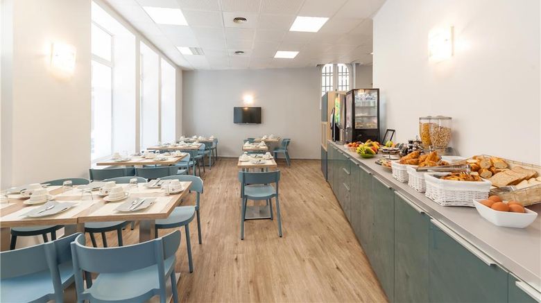 <b>ResidHotel Vieux Port Restaurant</b>. Images powered by <a href="https://iceportal.shijigroup.com/" title="IcePortal" target="_blank">IcePortal</a>.