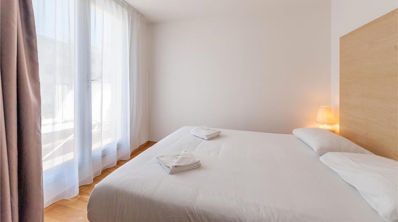 <b>ResidHotel Vieux Port Room</b>. Images powered by <a href="https://iceportal.shijigroup.com/" title="IcePortal" target="_blank">IcePortal</a>.