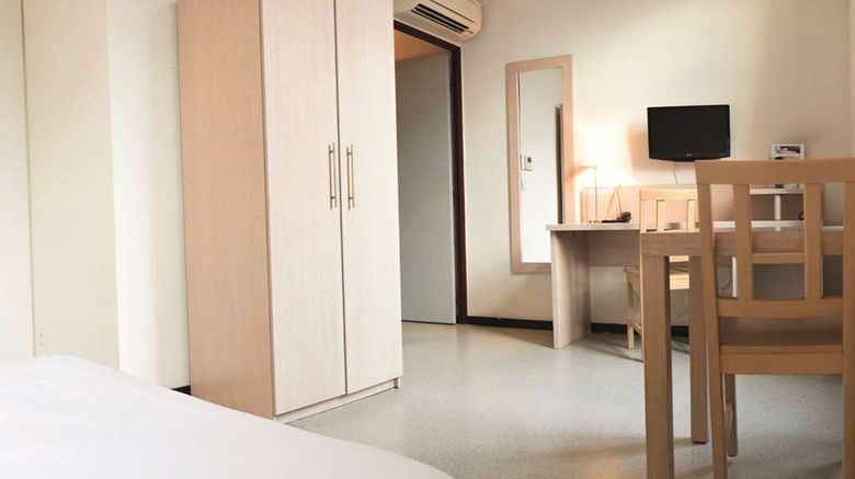 <b>ResidHotel Central Gare Room</b>. Images powered by <a href="https://iceportal.shijigroup.com/" title="IcePortal" target="_blank">IcePortal</a>.