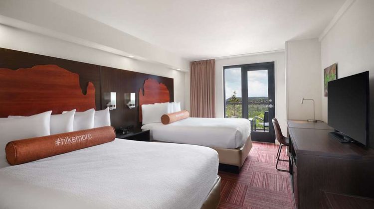 Aiden by Best Western Sedona Room