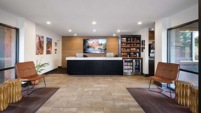 <b>Aiden by Best Western Sedona Lobby</b>. Images powered by <a href="https://iceportal.shijigroup.com/" title="IcePortal" target="_blank">IcePortal</a>.