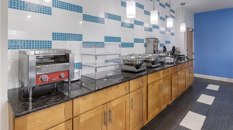 <b>SureStay Plus by BW Niagara Falls East Restaurant</b>. Images powered by <a href="https://iceportal.shijigroup.com/" title="IcePortal" target="_blank">IcePortal</a>.