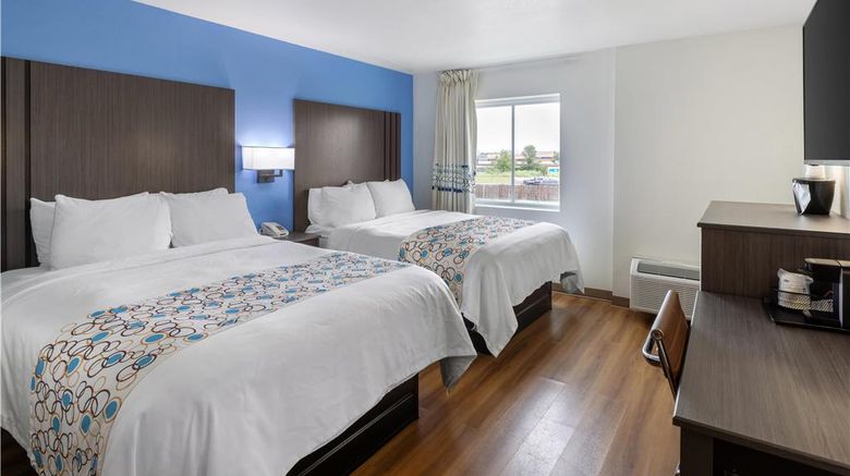 <b>SureStay Plus by BW Niagara Falls East Room</b>. Images powered by <a href="https://iceportal.shijigroup.com/" title="IcePortal" target="_blank">IcePortal</a>.