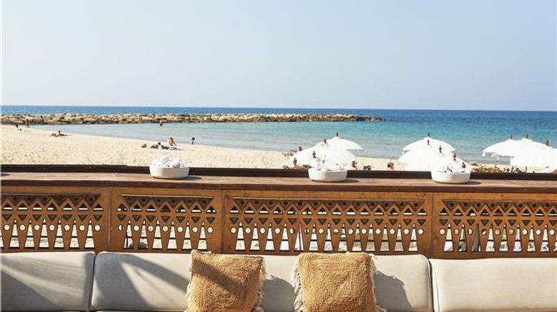 <b>The David Kempinski Beach</b>. Images powered by <a href="https://iceportal.shijigroup.com/" title="IcePortal" target="_blank">IcePortal</a>.