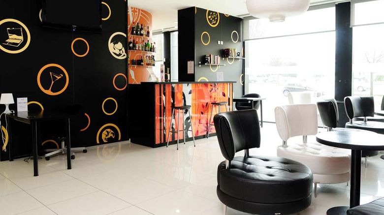 <b>Star Inn Porto Restaurant</b>. Images powered by <a href="https://iceportal.shijigroup.com/" title="IcePortal" target="_blank">IcePortal</a>.