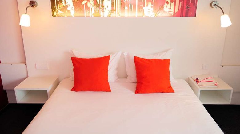 <b>Star Inn Porto Room</b>. Images powered by <a href="https://iceportal.shijigroup.com/" title="IcePortal" target="_blank">IcePortal</a>.