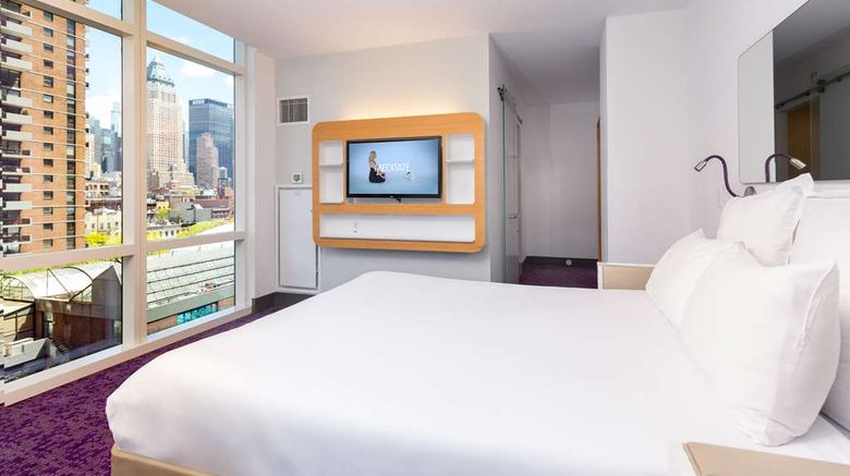 <b>YOTEL New York City Room</b>. Images powered by <a href="https://iceportal.shijigroup.com/" title="IcePortal" target="_blank">IcePortal</a>.