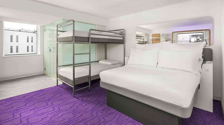 YOTEL Edinburgh Suite