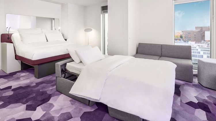 YOTEL Amsterdam Suite