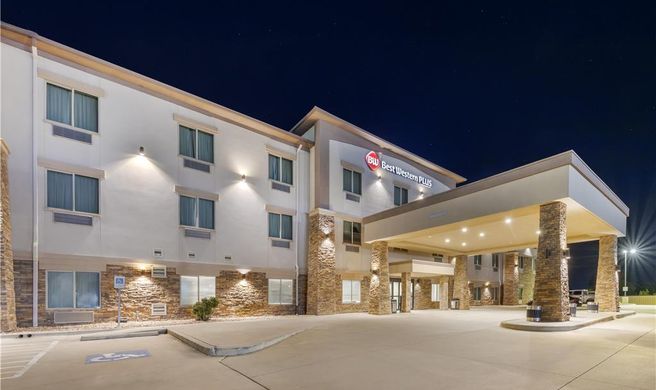 Best Western Plus Pauls Valley Exterior