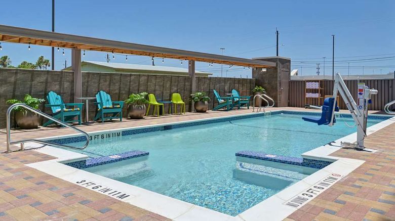 <b>Home2 Suites by Hilton Corpus Christi SE Pool</b>. Images powered by <a href="https://iceportal.shijigroup.com/" title="IcePortal" target="_blank">IcePortal</a>.