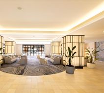 DoubleTree by Hilton Beach Golf Resort Lobby