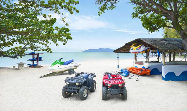 DoubleTree by Hilton Damai Laut Resort Exterior