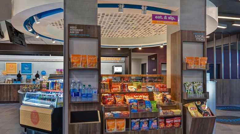 <b>Tru by Hilton Fort Walton Beach Lobby</b>. Images powered by <a href="https://iceportal.shijigroup.com/" title="IcePortal" target="_blank">IcePortal</a>.