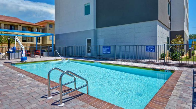 <b>Tru by Hilton Fort Walton Beach Health</b>. Images powered by <a href="https://iceportal.shijigroup.com/" title="IcePortal" target="_blank">IcePortal</a>.