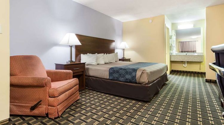 Rodeway Inn Lincoln Room
