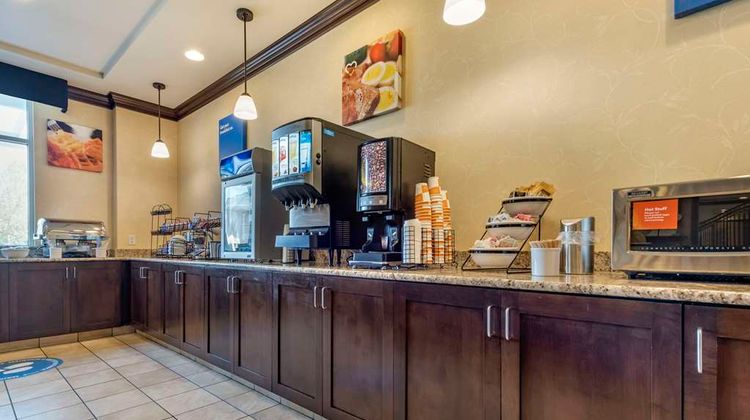 Comfort Inn & Suites Dover Restaurant