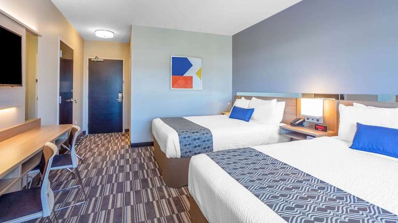 <b>Microtel Inn & Suites by Wyndham Room</b>. Images powered by <a href="https://iceportal.shijigroup.com/" title="IcePortal" target="_blank">IcePortal</a>.