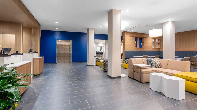Microtel Inn & Suites by Wyndham Lobby