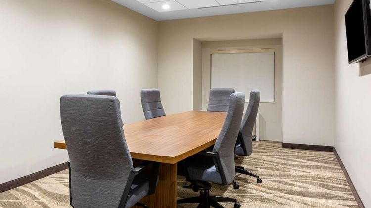 Microtel Inn & Suites by Wyndham Meeting