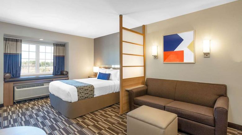 <b>Microtel Inn & Suites by Wyndham Suite</b>. Images powered by <a href="https://iceportal.shijigroup.com/" title="IcePortal" target="_blank">IcePortal</a>.