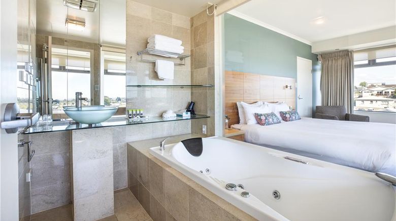 <b>Gateway Hotel by Nightcap Plus Suite</b>. Images powered by <a href="https://iceportal.shijigroup.com/" title="IcePortal" target="_blank">IcePortal</a>.