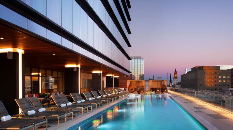 <b>Grand Hyatt Nashville Pool</b>. Images powered by <a href="https://iceportal.shijigroup.com/" title="IcePortal" target="_blank">IcePortal</a>.