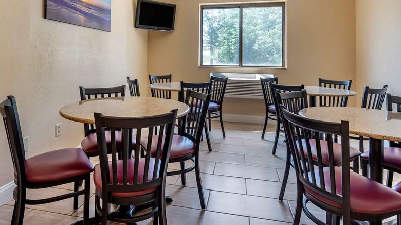 <b>Quality Inn Sanford Kennebunkport Area Restaurant</b>. Images powered by <a href="https://iceportal.shijigroup.com/" title="IcePortal" target="_blank">IcePortal</a>.