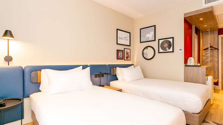 Hampton by Hilton Blackburn Room