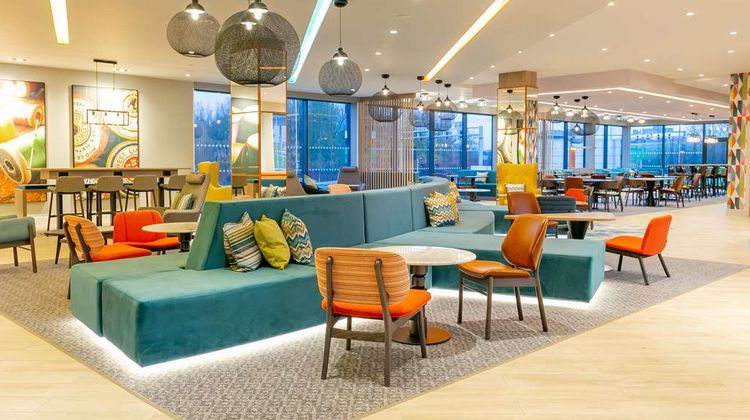 Hampton by Hilton Blackburn Lobby
