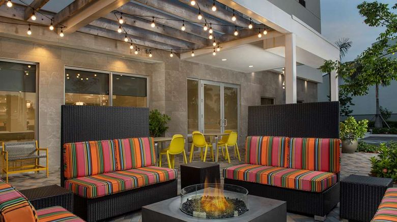 <b>Home2 Suites-Miami Doral West Airport Exterior</b>. Images powered by <a href="https://iceportal.shijigroup.com/" title="IcePortal" target="_blank">IcePortal</a>.